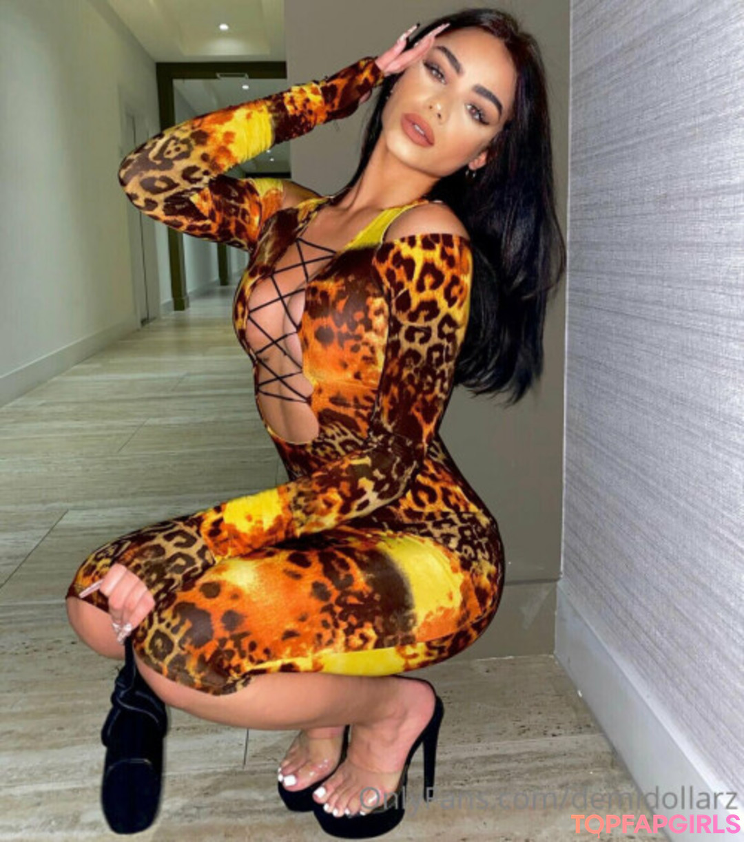 Foto di nudo di fuga di OnlyFans di Demi Dollars #327