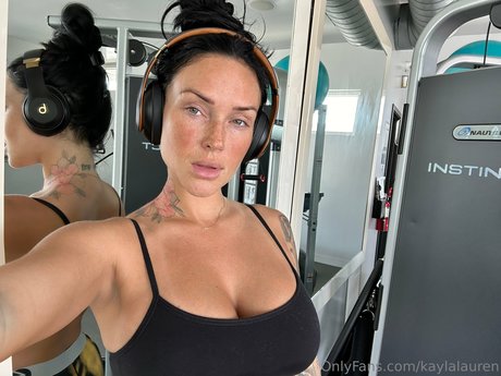 Foto di nudo di fuga di OnlyFans di Kayla Lauren