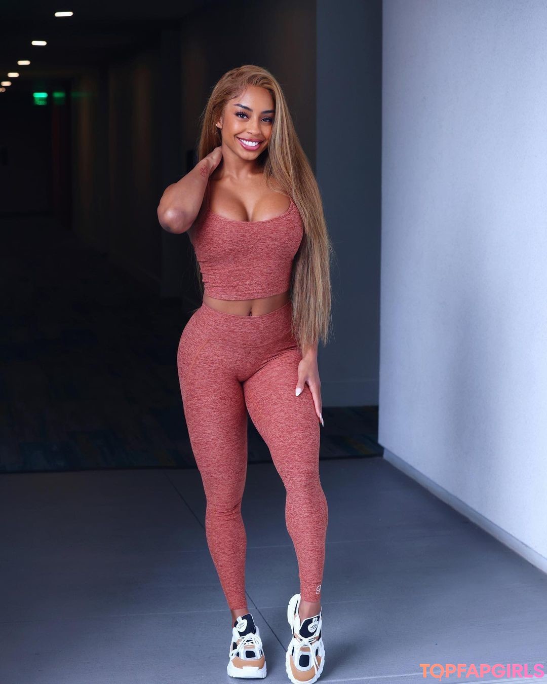 Foto di nudo di fuga di OnlyFans di Qimmah Russo #1054