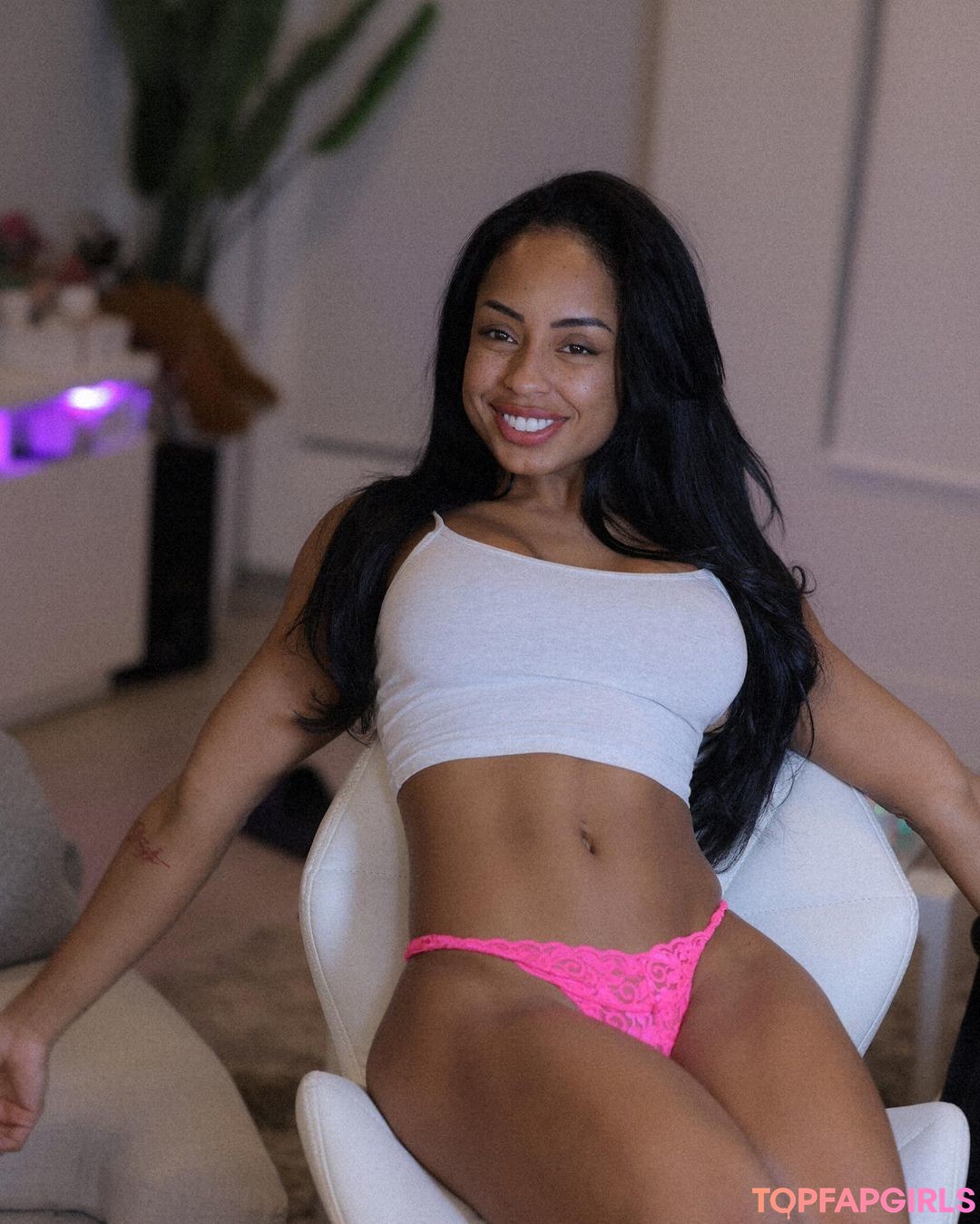 Foto di nudo di fuga di OnlyFans di Qimmah Russo #1186