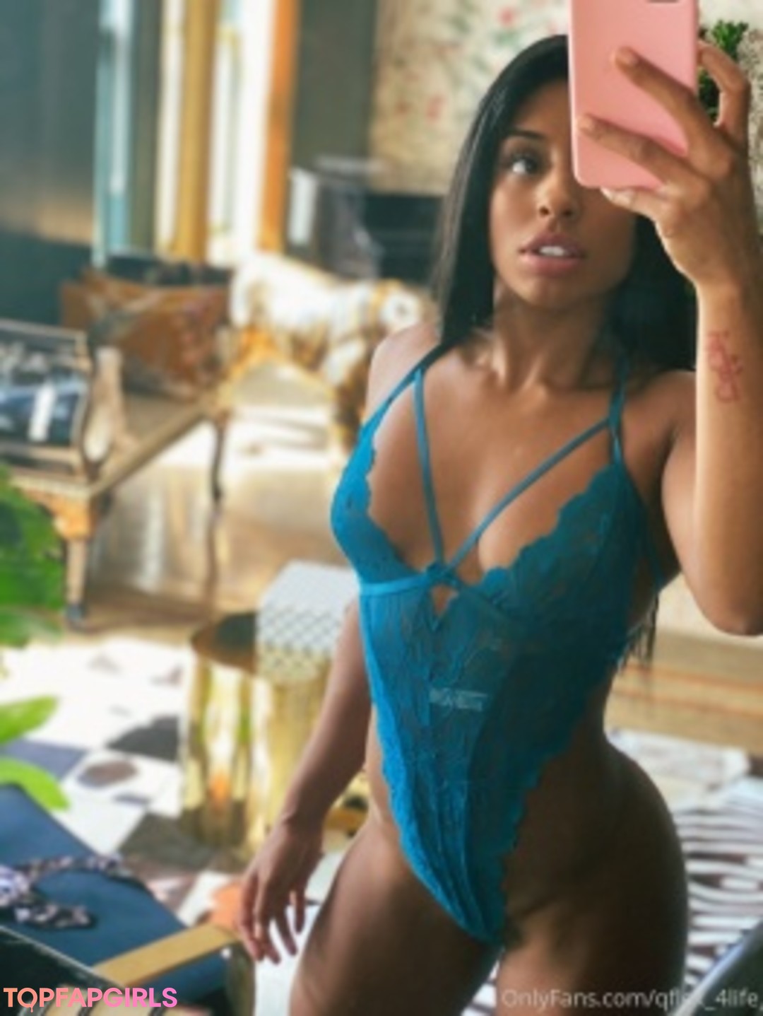 Foto di nudo di fuga di OnlyFans di Qimmah Russo #44