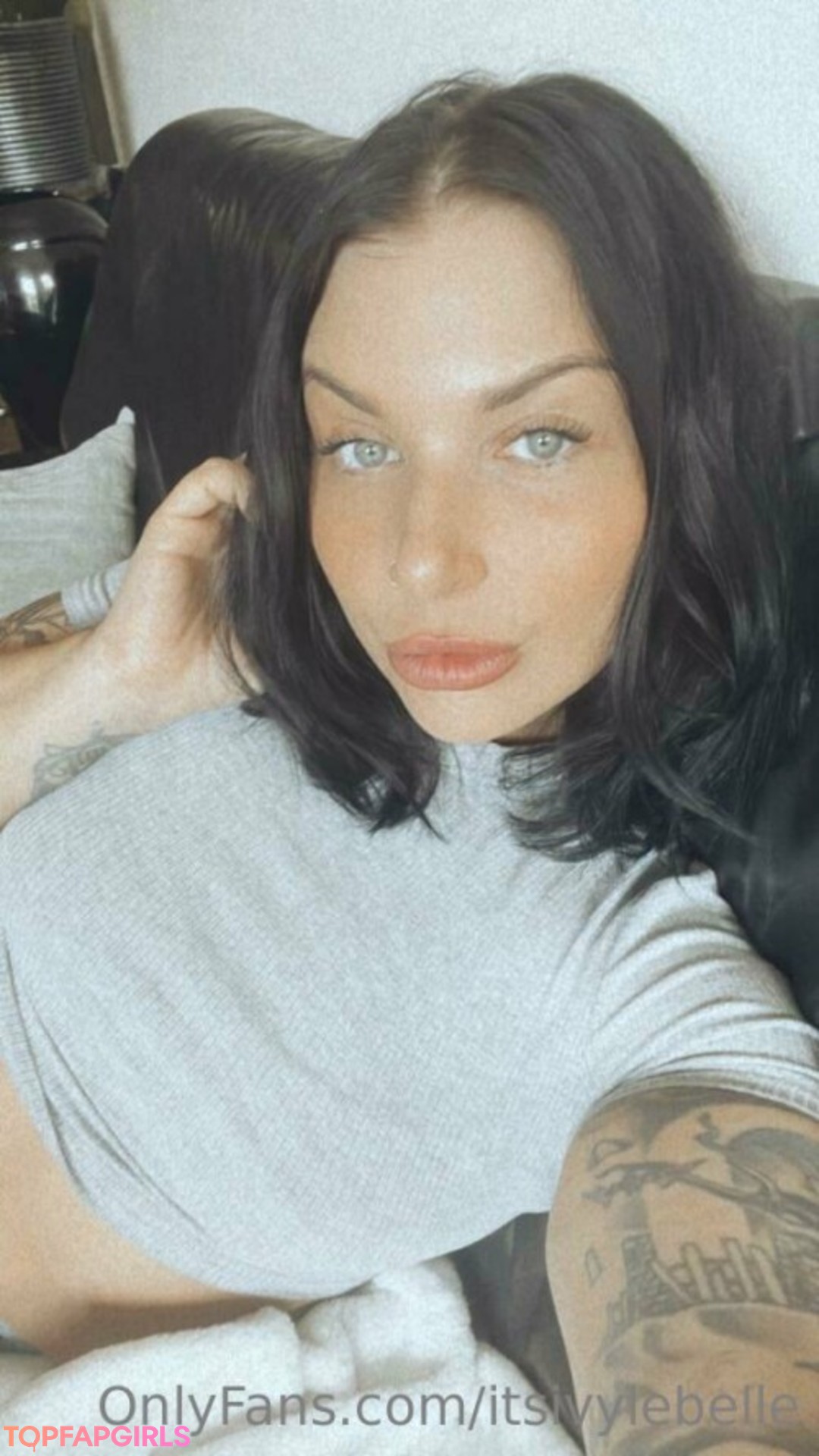 Foto di nudo di fuga di OnlyFans di Kharina K #32