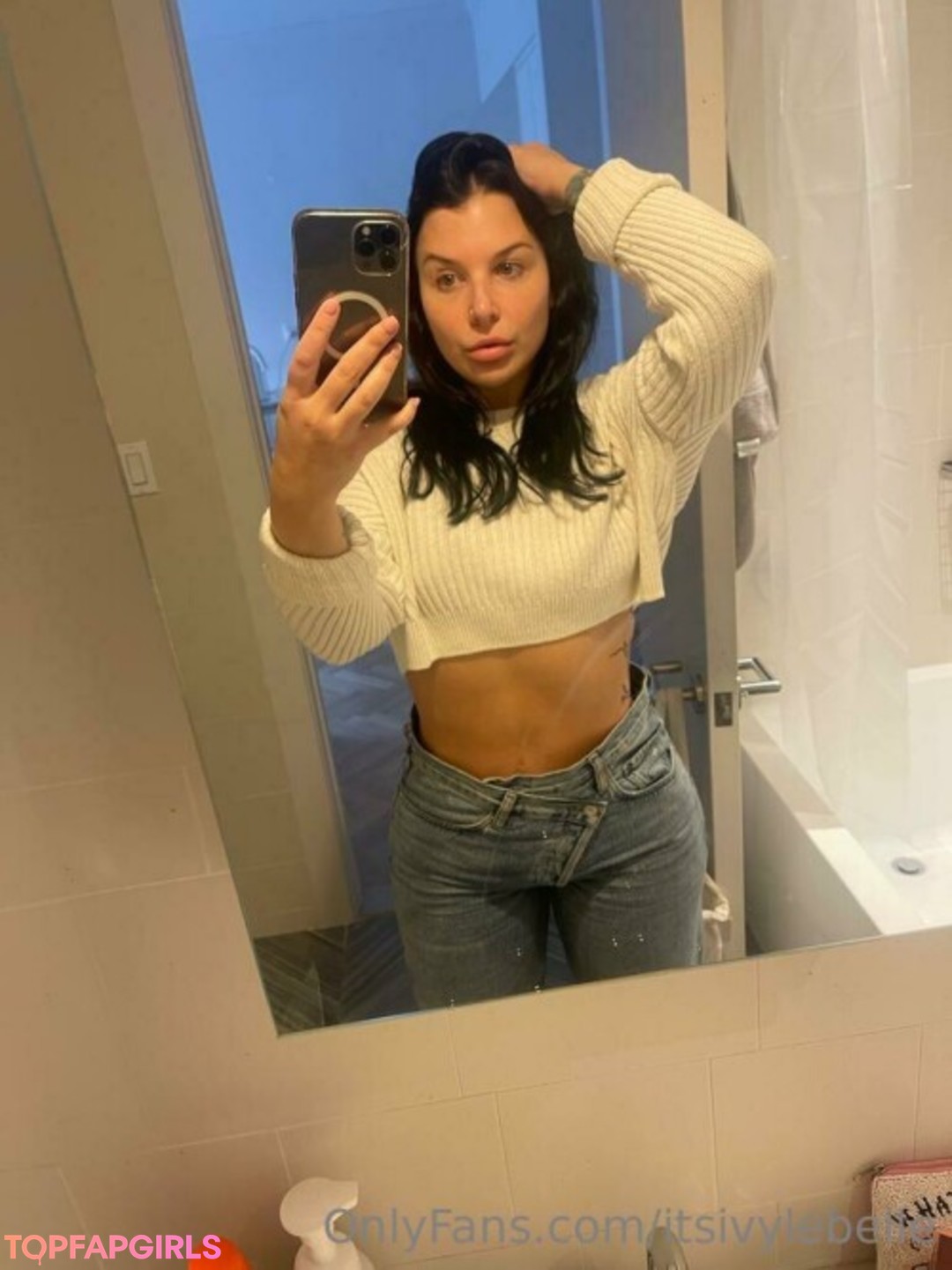 Foto di nudo di fuga di OnlyFans di Ivy Lebelle #13