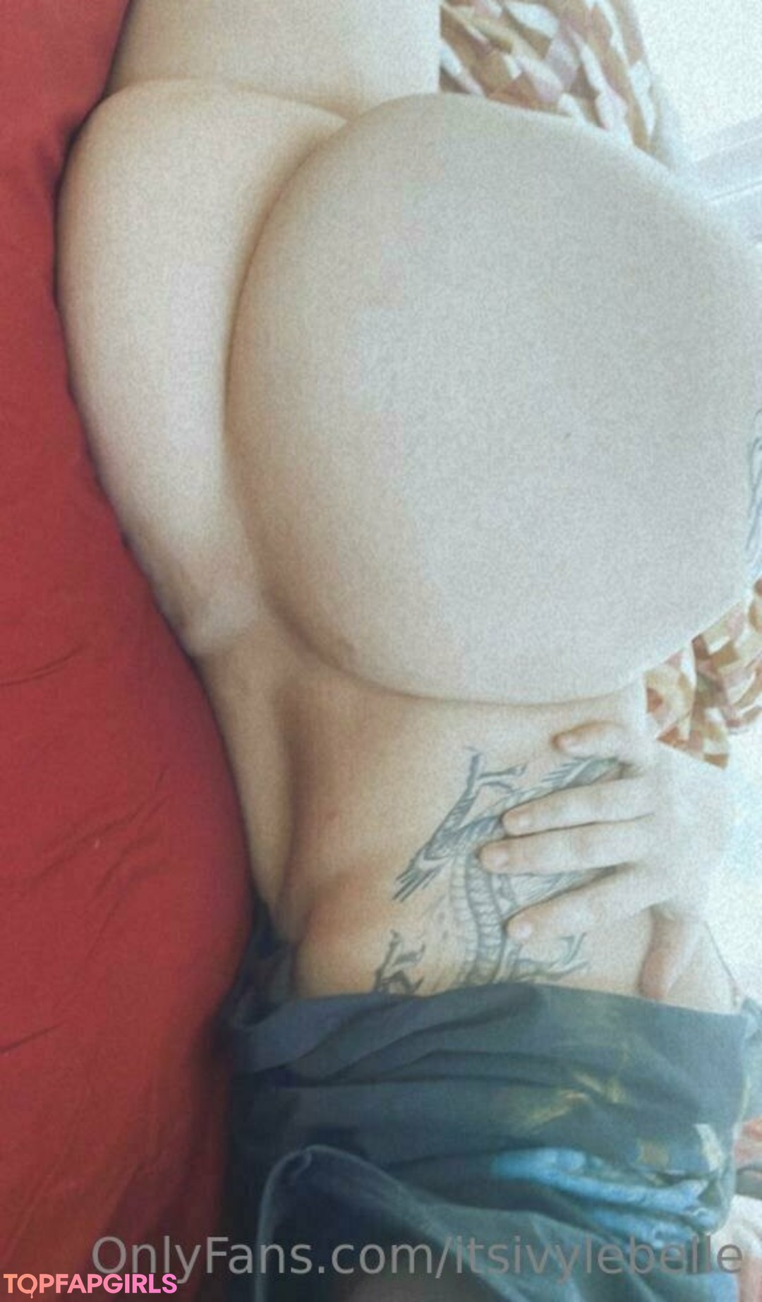 Foto di nudo di fuga di OnlyFans di Ivy Lebelle #585