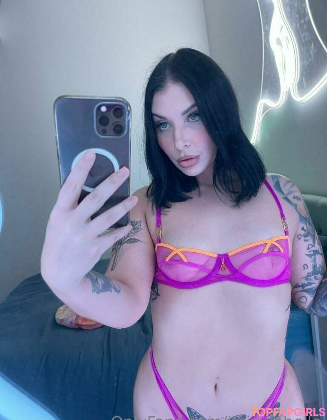 Foto di nudo di fuga di OnlyFans di Ivy Lebelle #615