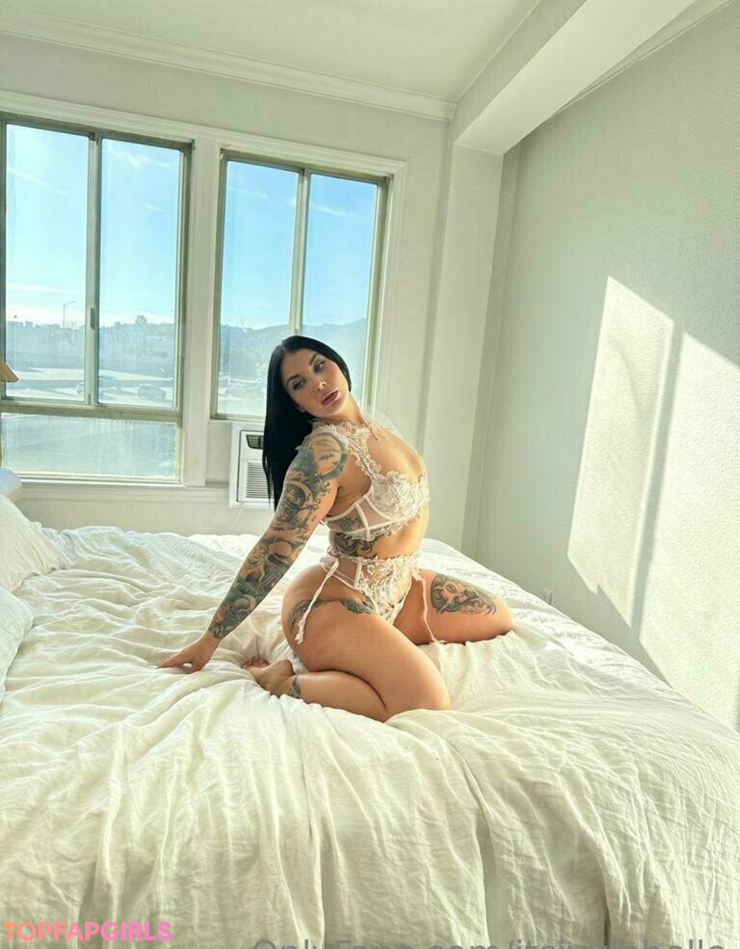 Foto di nudo di fuga di OnlyFans di Ivy Lebelle #616