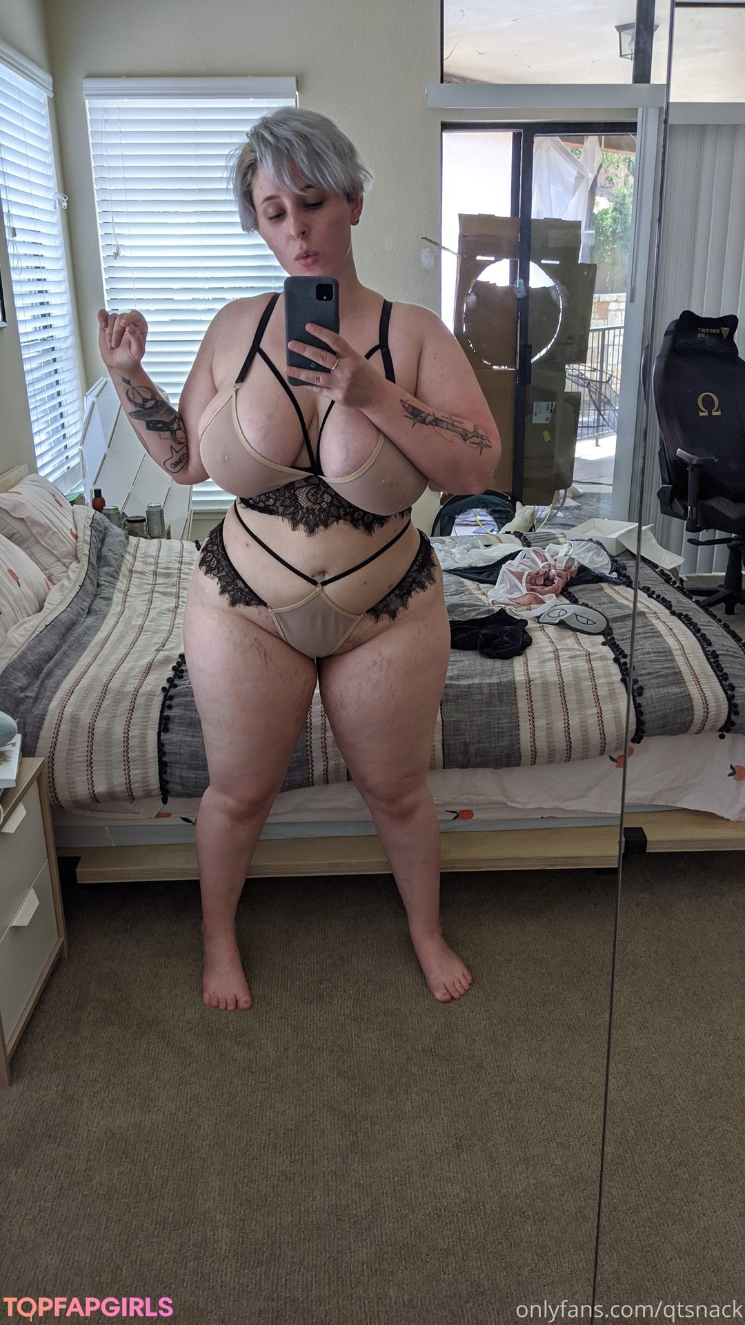 Foto di nudo di fuga di OnlyFans di Qtsnack #114