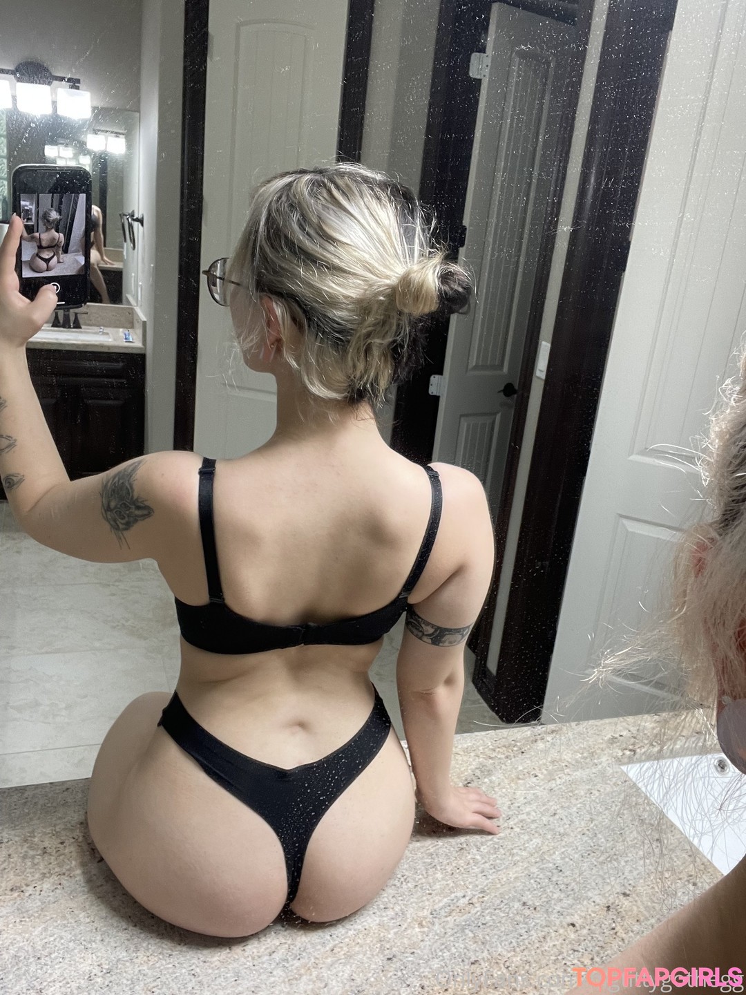 Foto di nudo di fuga di OnlyFans di Bigtittygothegg #706