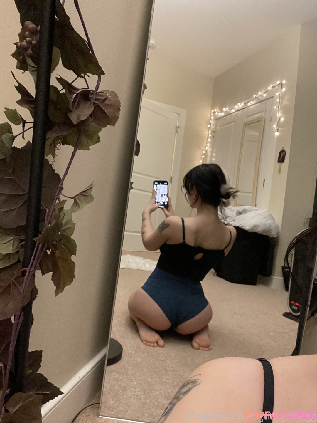 Foto di nudo di fuga di OnlyFans di Bigtittygothegg #727