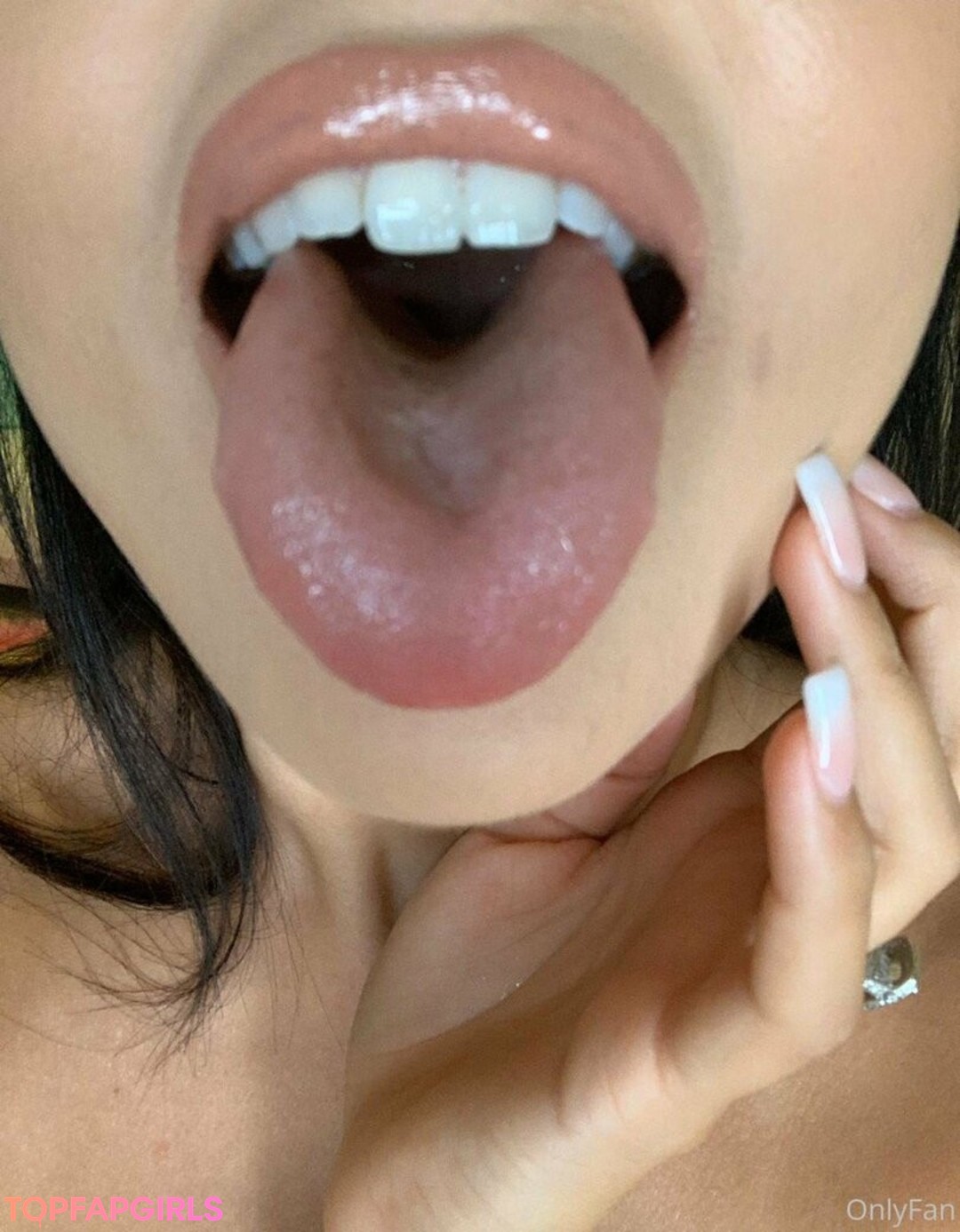 Foto di nudo di fuga di OnlyFans di Ariana Marie #1039