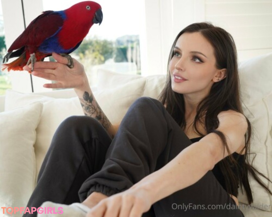 Foto di nudo di fuga di OnlyFans di Dainty Wilder #188