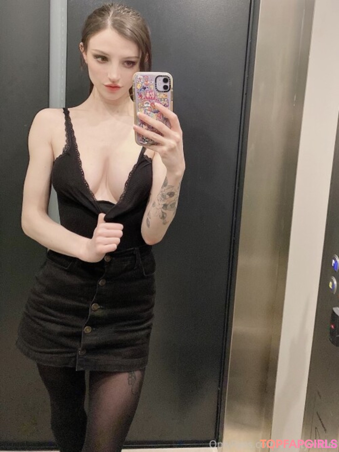 Foto di nudo di fuga di OnlyFans di Dainty Wilder #2285