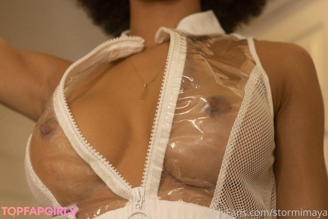 Foto di nudo di fuga di OnlyFans di Stormi Maya #1523