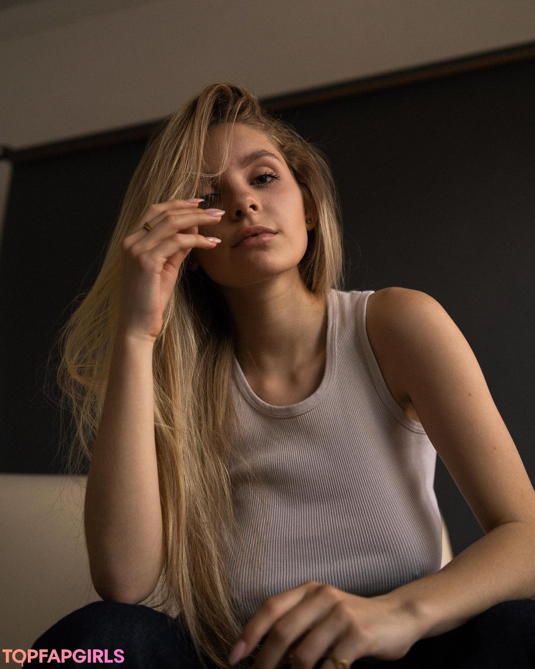 Foto di nudo di fuga di OnlyFans di Mila Amour #544