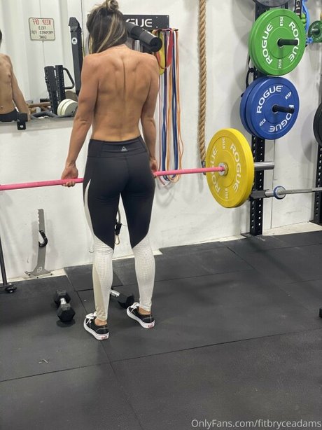 Foto di nudo di fuga di OnlyFans di Bryce Adams