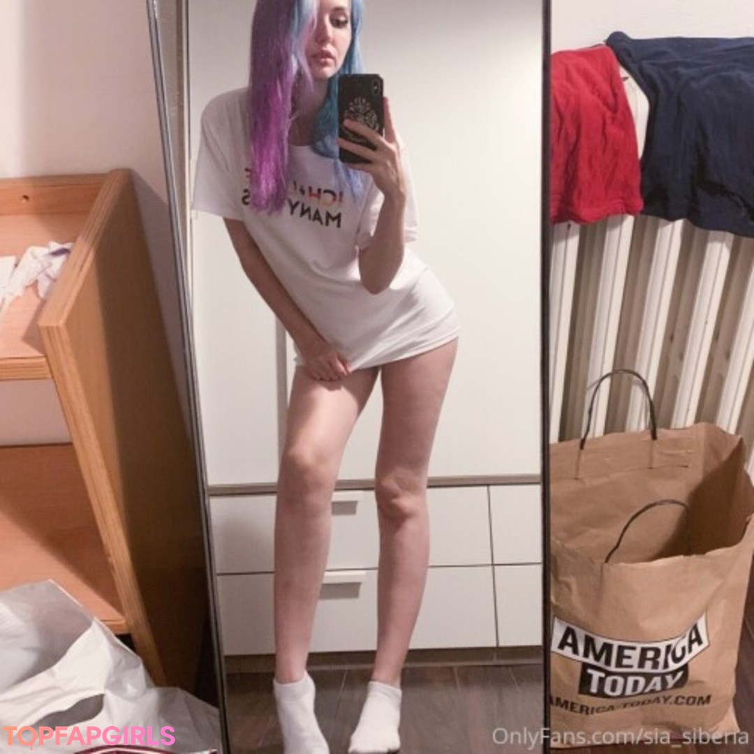 Foto di nudo di fuga di OnlyFans di Sia Siberia #445