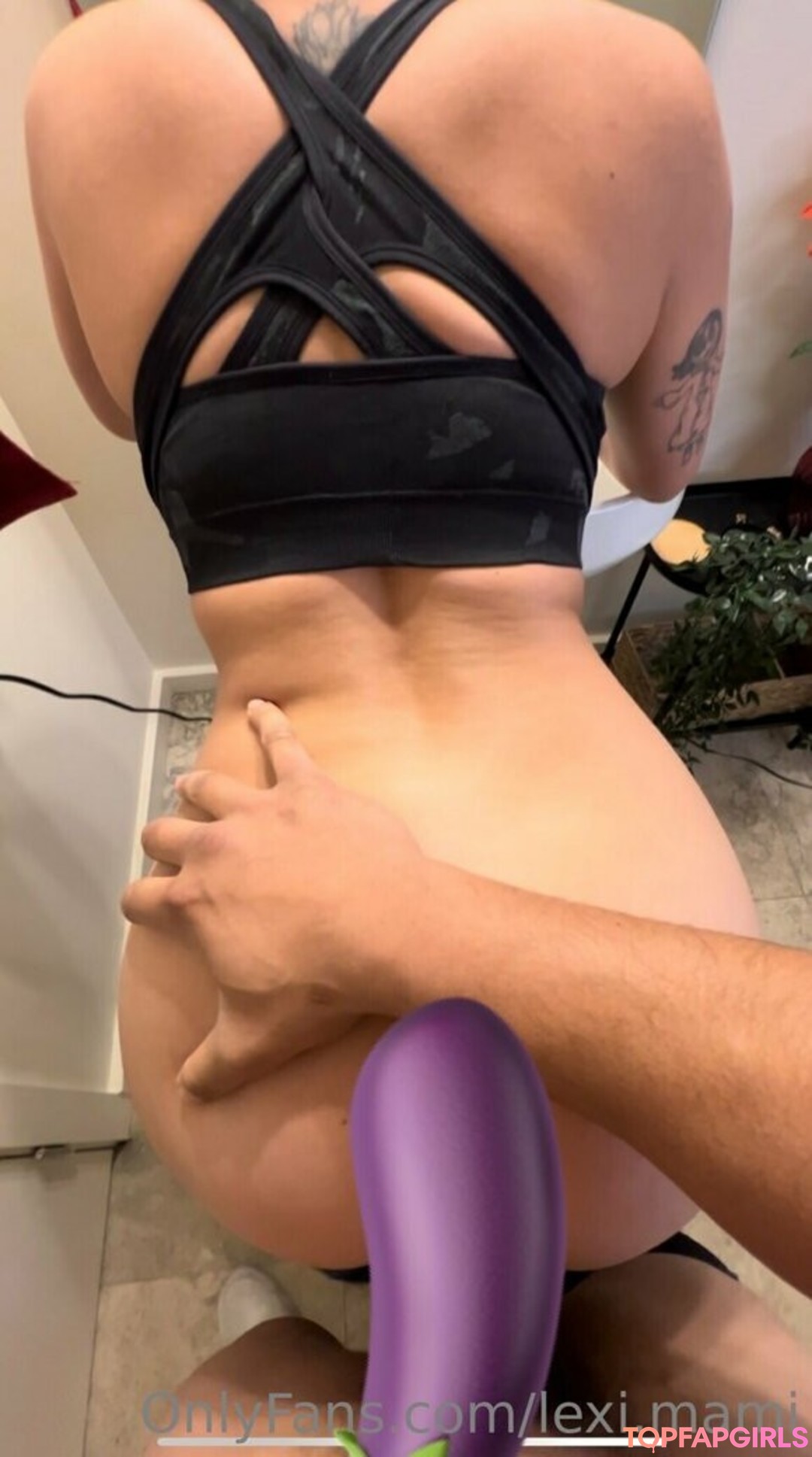 Foto di nudo di fuga di OnlyFans di Adianababyxo #95