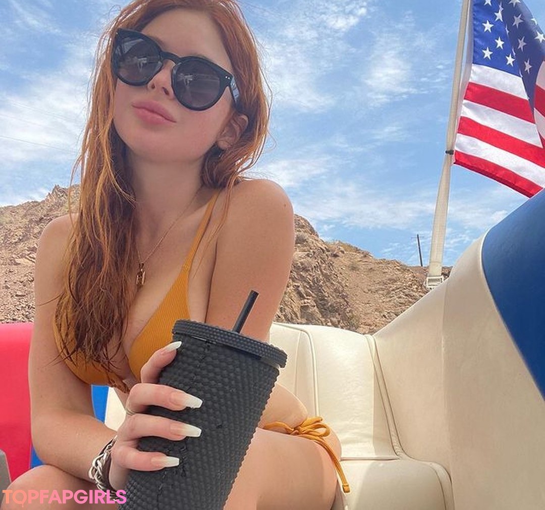 Foto di nudo di fuga di OnlyFans di Renee Olstead #695
