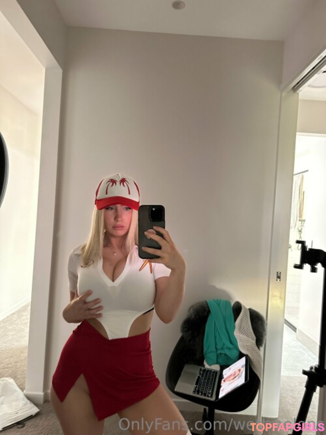 Foto di nudo di fuga di OnlyFans di Wettmelons #347