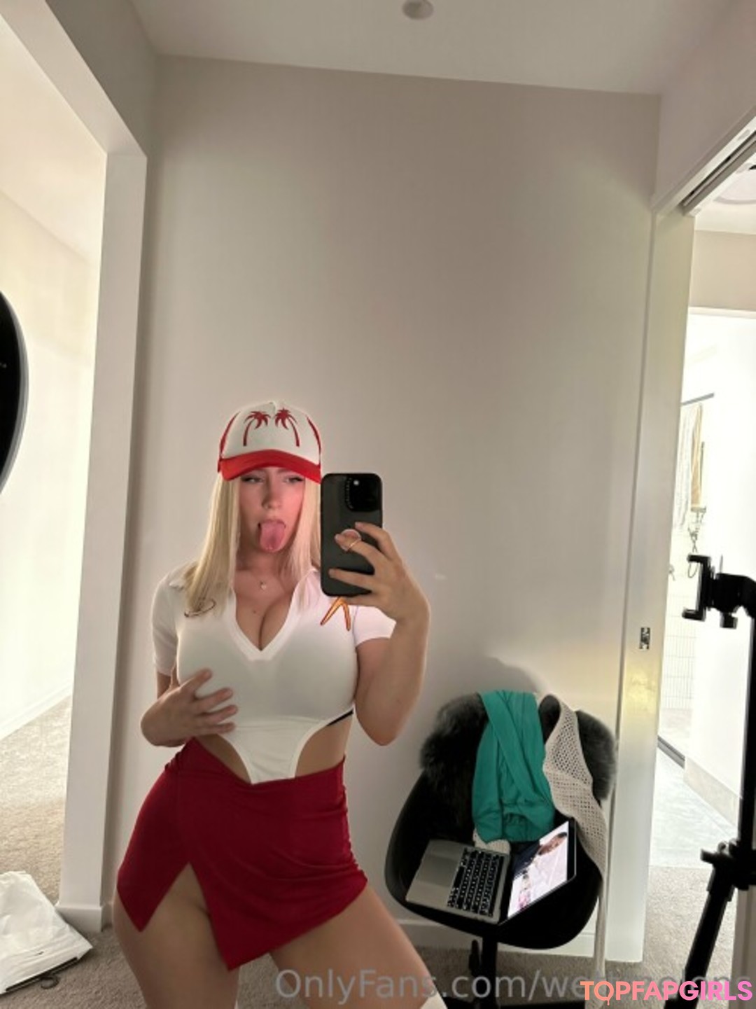 Foto di nudo di fuga di OnlyFans di Wettmelons #348