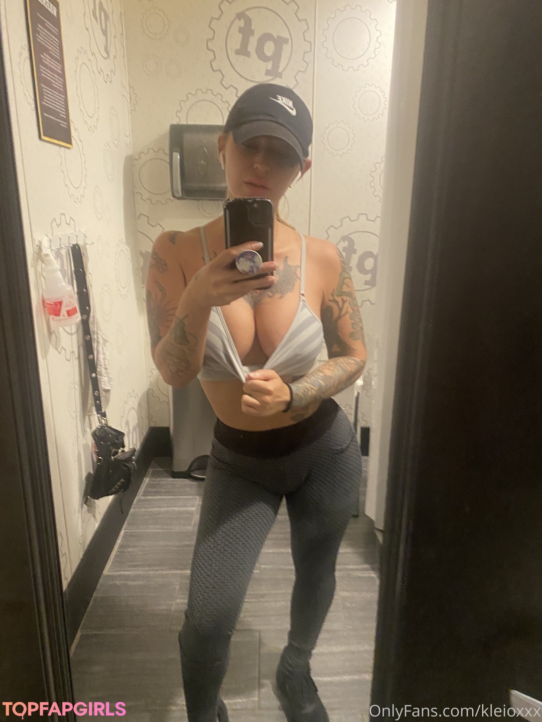 Foto di nudo di fuga di OnlyFans di Kleio Valentien #162