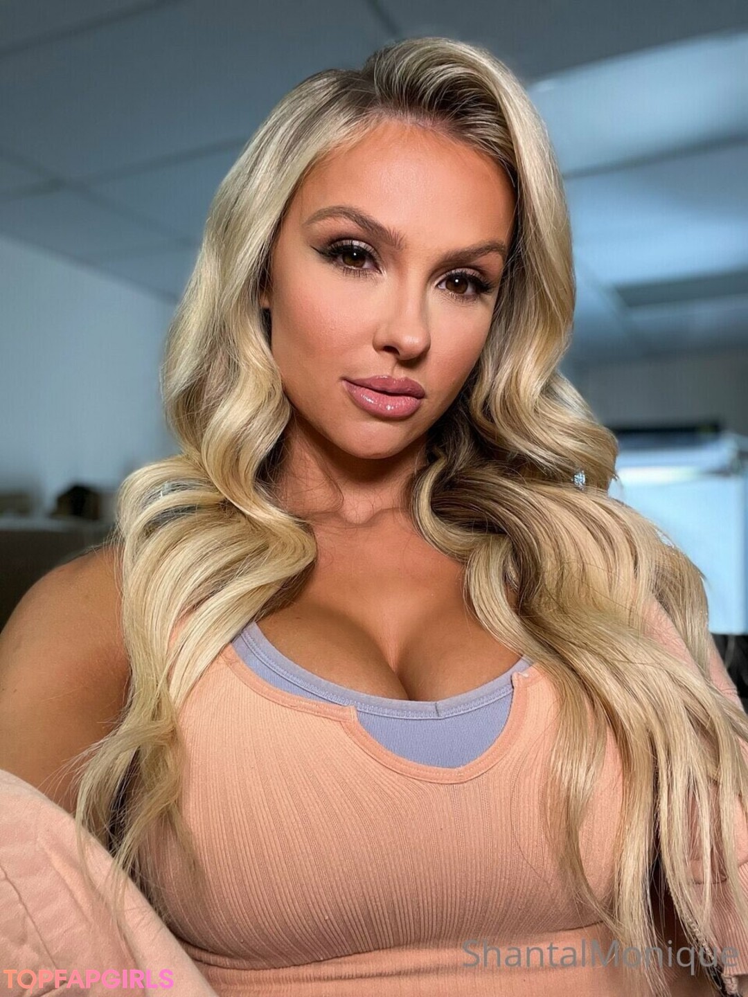 Foto di nudo di fuga di OnlyFans di Shantal Monique #4