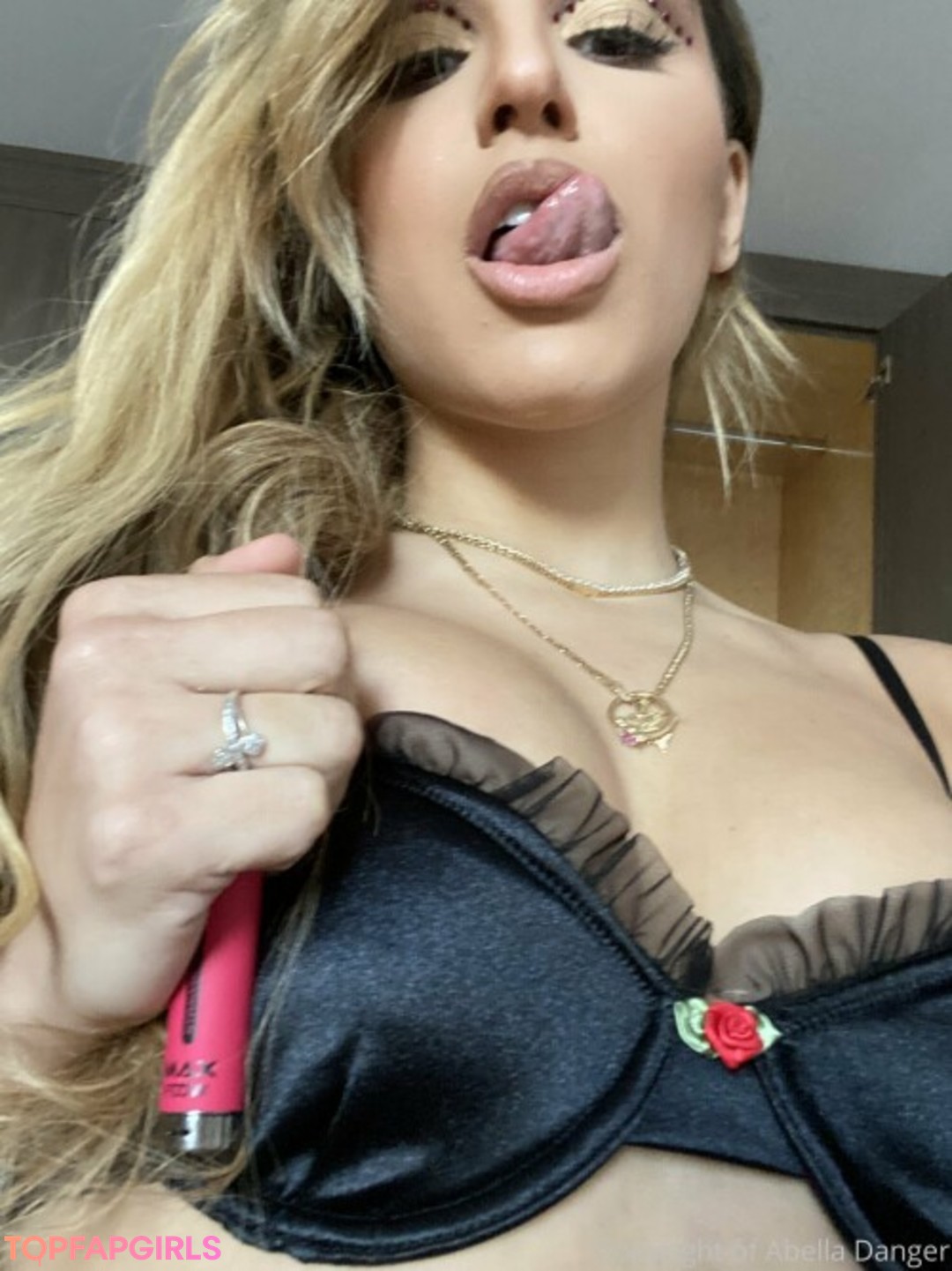 Foto di nudo di fuga di OnlyFans di Abella Danger #428