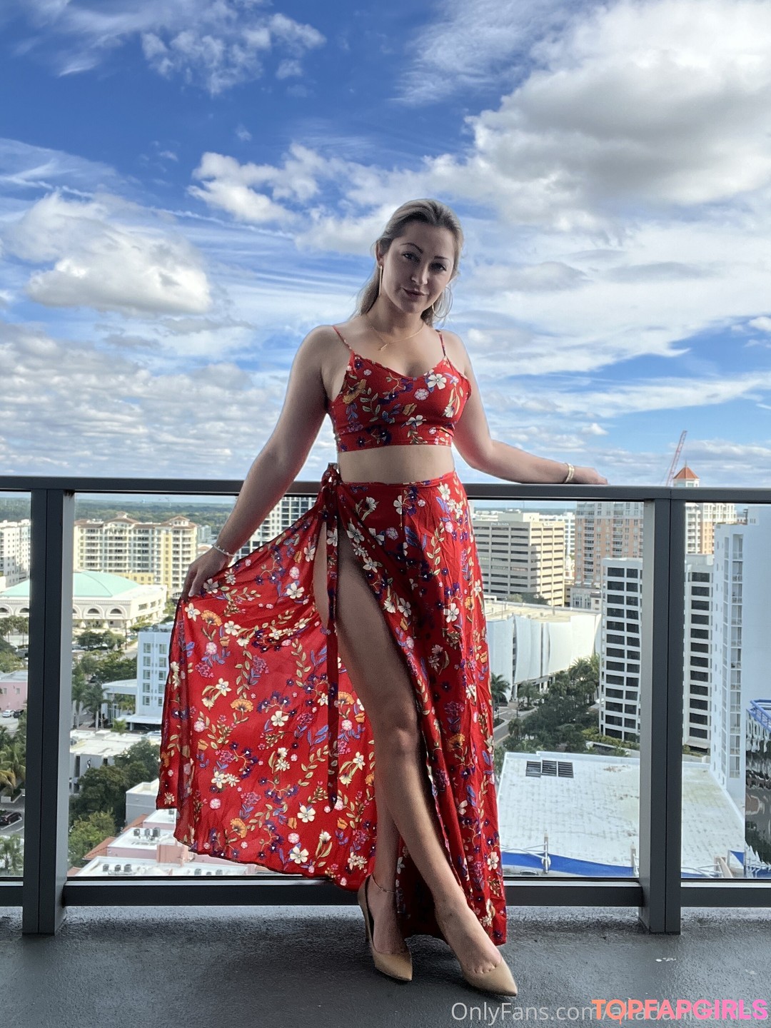 Foto di nudo di fuga di OnlyFans di Dani Daniels #1891