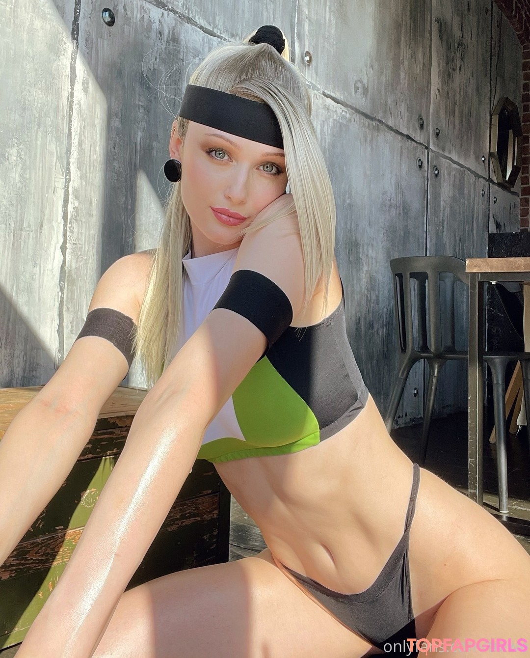 Foto di nudo di fuga di OnlyFans di Tniwe #398