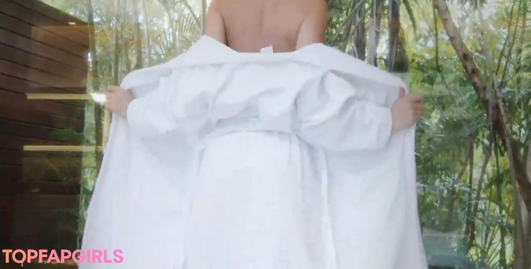 Foto di nudo di fuga di OnlyFans di Yanet Garcia #349