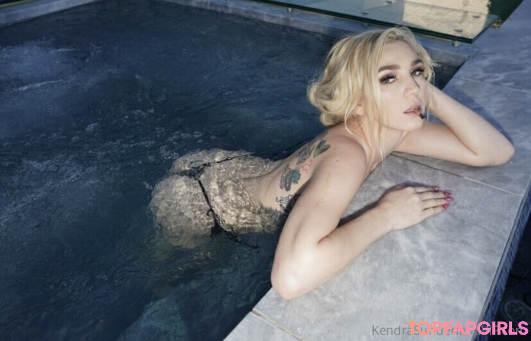 Foto di nudo di fuga di OnlyFans di Kendra Sunderland #20