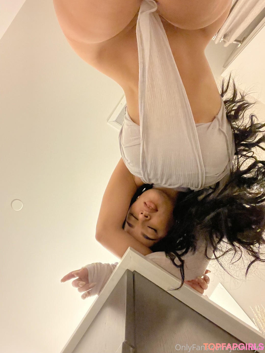 Foto di nudo di fuga di OnlyFans di Juanita Belle #493