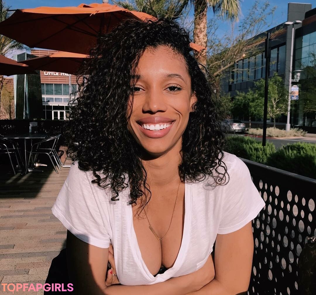 Foto di nudo di fuga di OnlyFans di Brookliyn Wren #685
