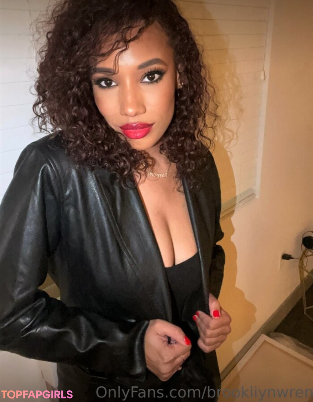 Foto di nudo di fuga di OnlyFans di Brookliyn Wren #822