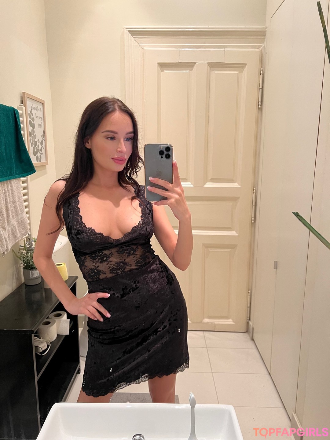 Foto di nudo di fuga di OnlyFans di Milena Ray #2