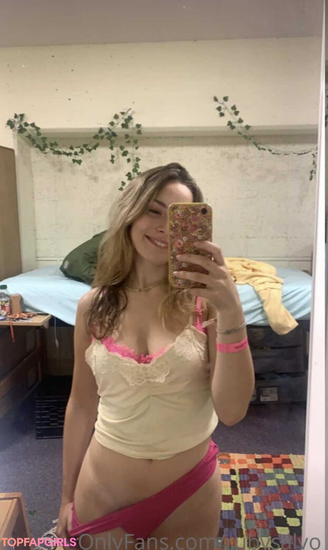 Foto di nudo di fuga di OnlyFans di Ruby Salvo #175