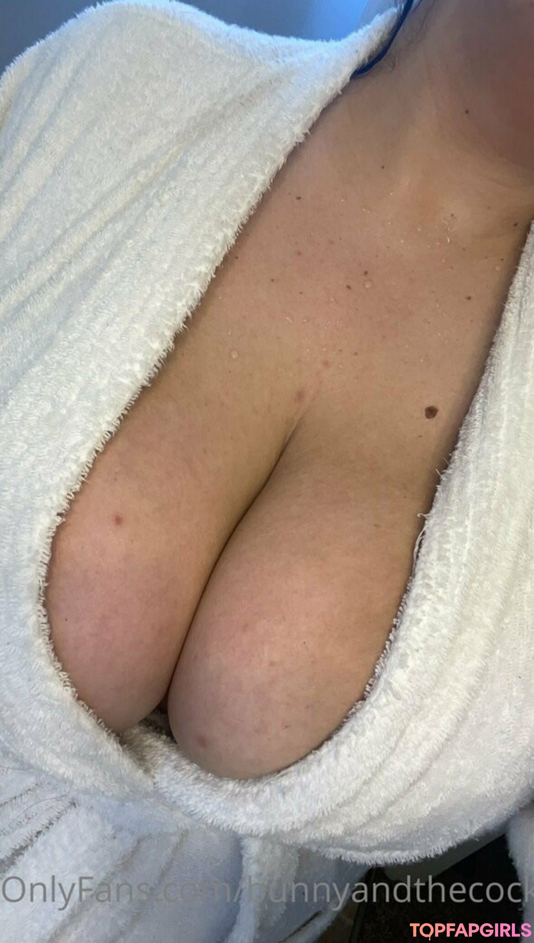 Foto di nudo di fuga di OnlyFans di Bunny And The Cock #144