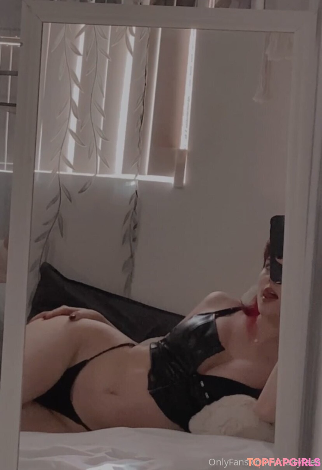 Foto di nudo di fuga di OnlyFans di Urfairyfae #55