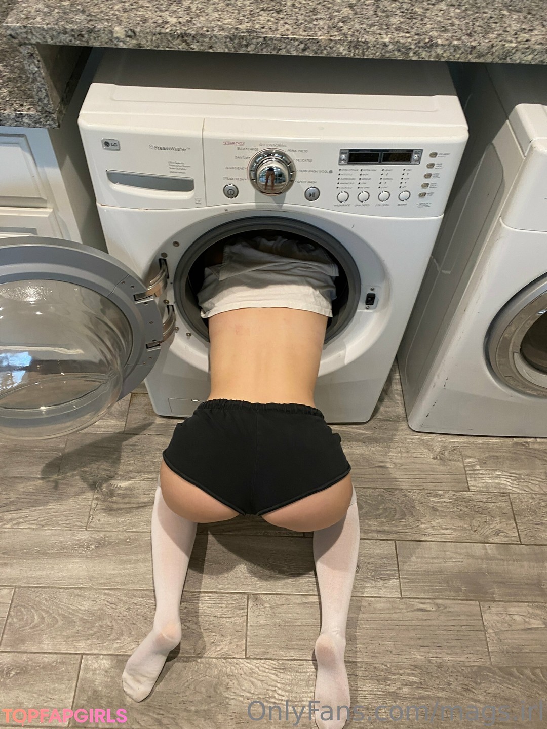 Foto di nudo di fuga di OnlyFans di Omgcosplay #759