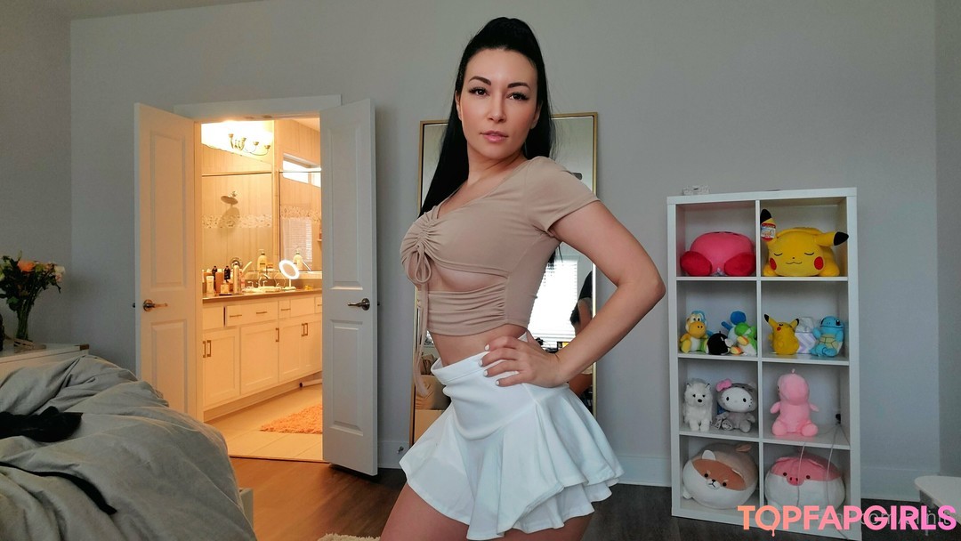 Foto di nudo di fuga di OnlyFans di Alinity #693