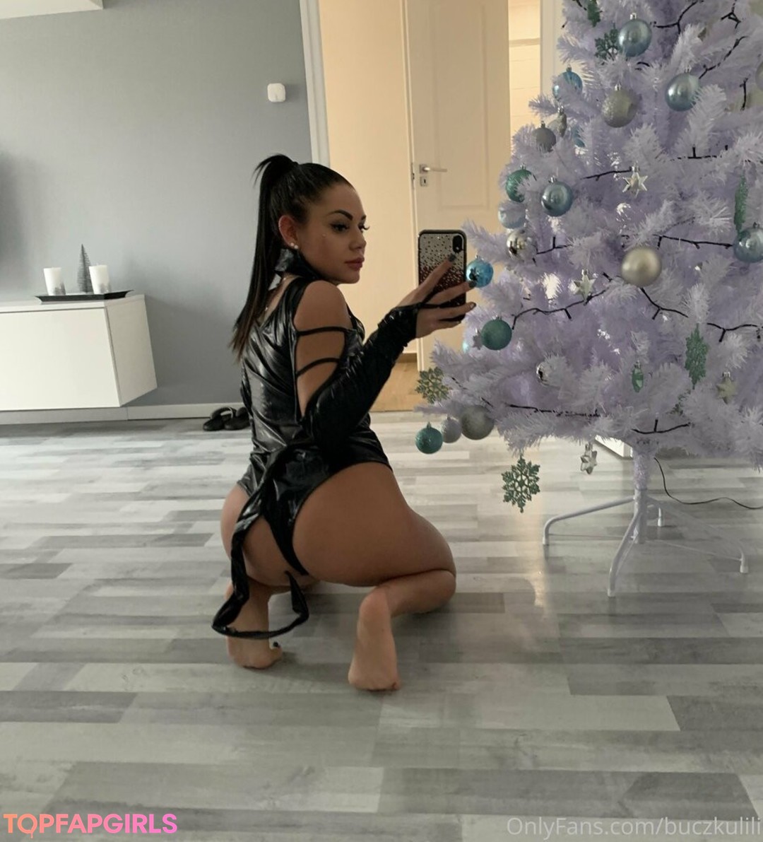 Foto di nudo di fuga di OnlyFans di Buczkulili #1052