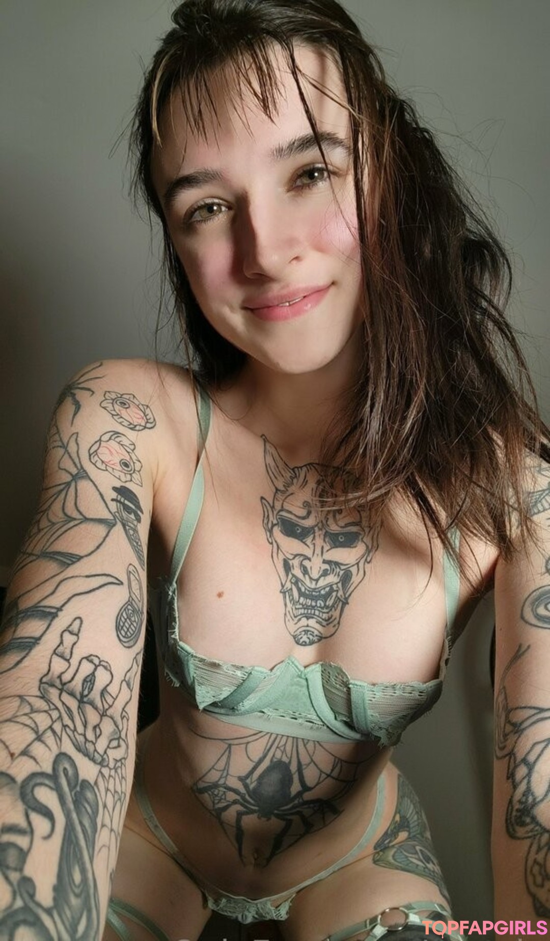 Foto di nudo di fuga di OnlyFans di Motzie #164