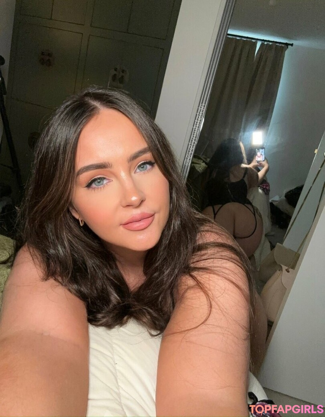 Foto di nudo di fuga di OnlyFans di Evelyn White #389