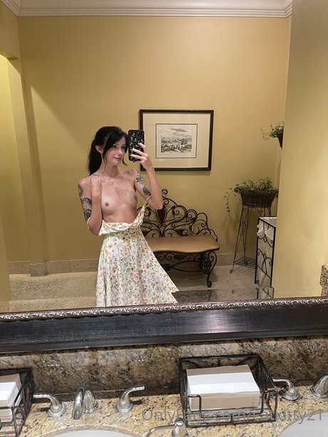 Catkitty21 Foto di nudo di fuga di OnlyFans di Catkitty21 #225