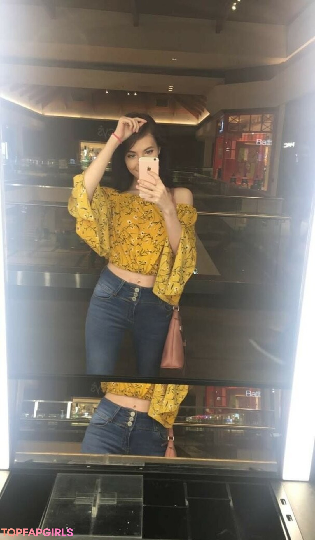 Foto di nudo di fuga di OnlyFans di Elizabeth Reed #1721