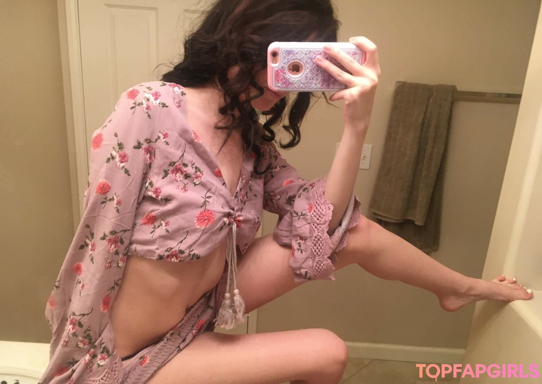 Foto di nudo di fuga di OnlyFans di Elizabeth Reed #1809