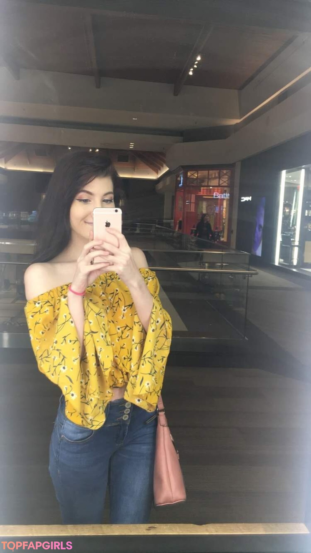 Foto di nudo di fuga di OnlyFans di Elizabeth Reed #702
