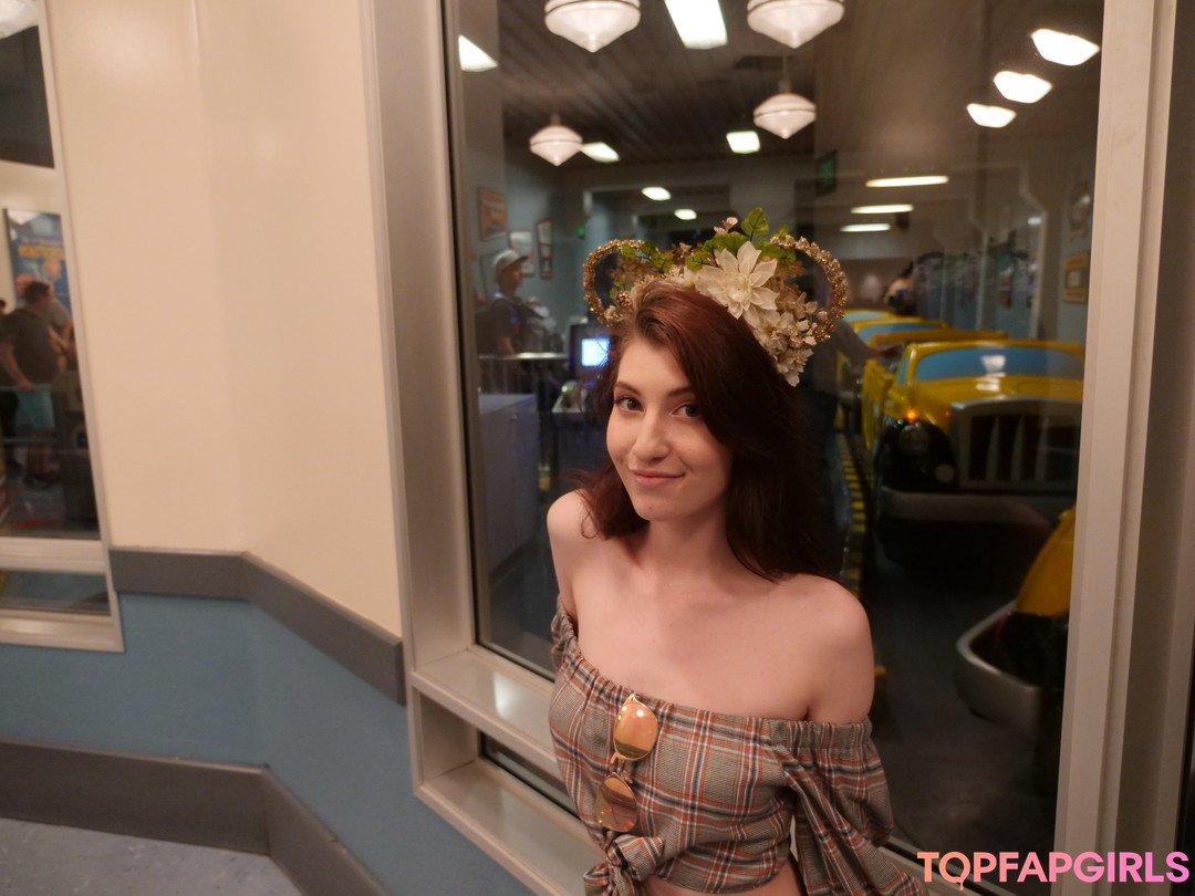 Foto di nudo di fuga di OnlyFans di Elizabeth Reed #1183