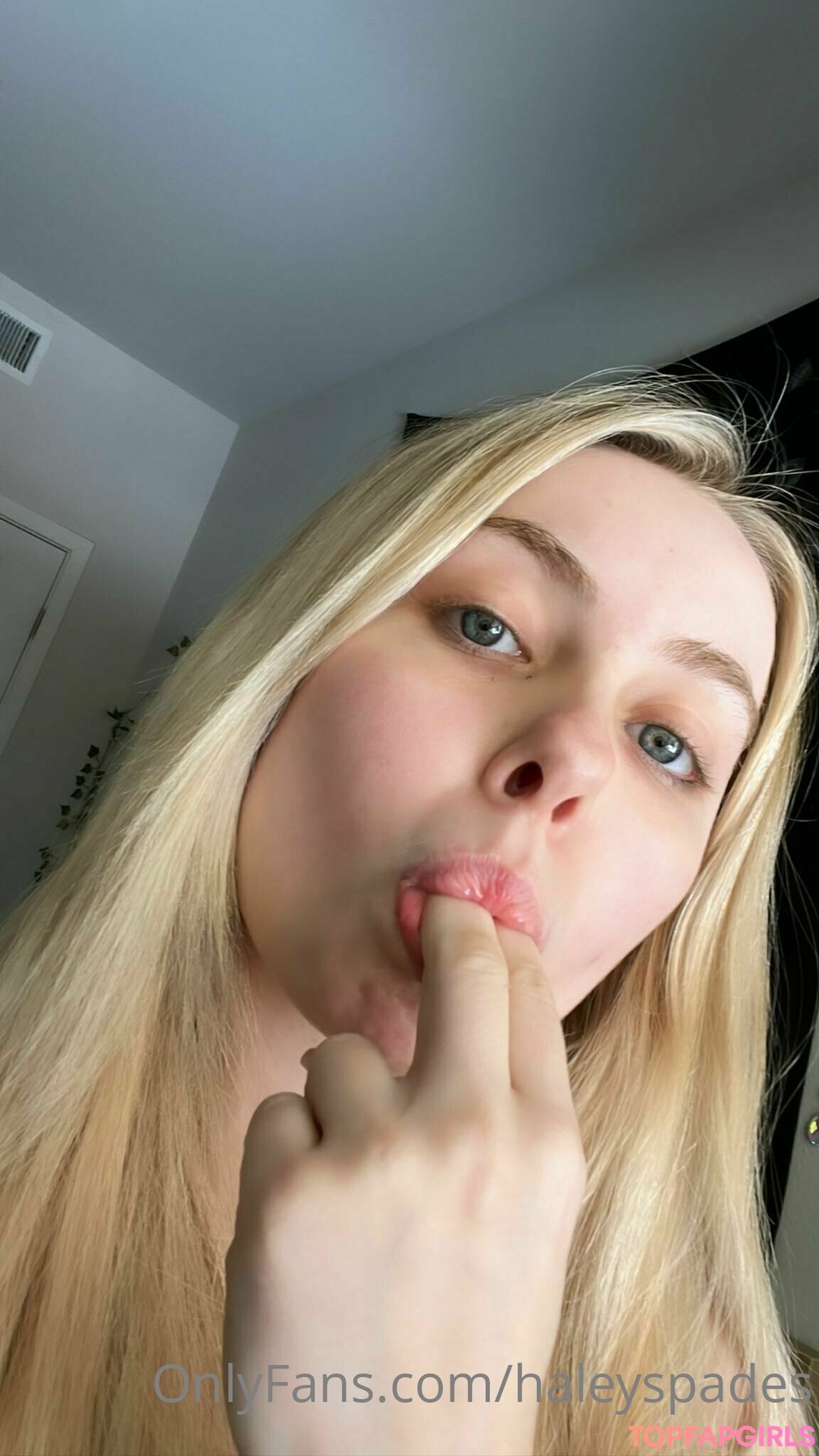 Foto di nudo di fuga di OnlyFans di Haley Spades #77