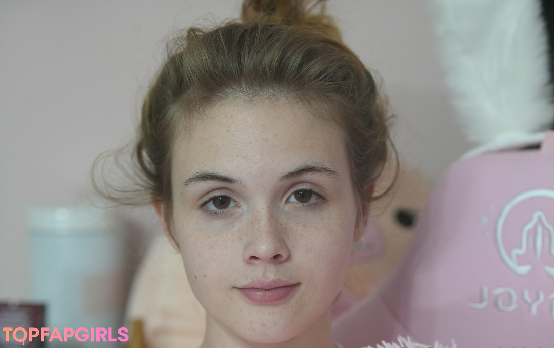 Foto di nudo di fuga di OnlyFans di Abriebaby #283